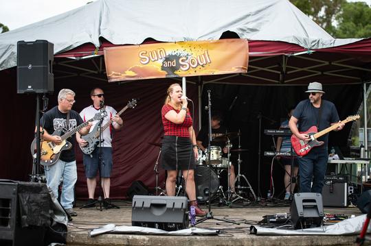 Brits and Pieces band , Brits and Pieces , Brits & Pieces , 90s Britpop tribute band , Britpop band sydney , Britpop coverband , Britpop tribute band , British music band ,  Sydney coverband , 90